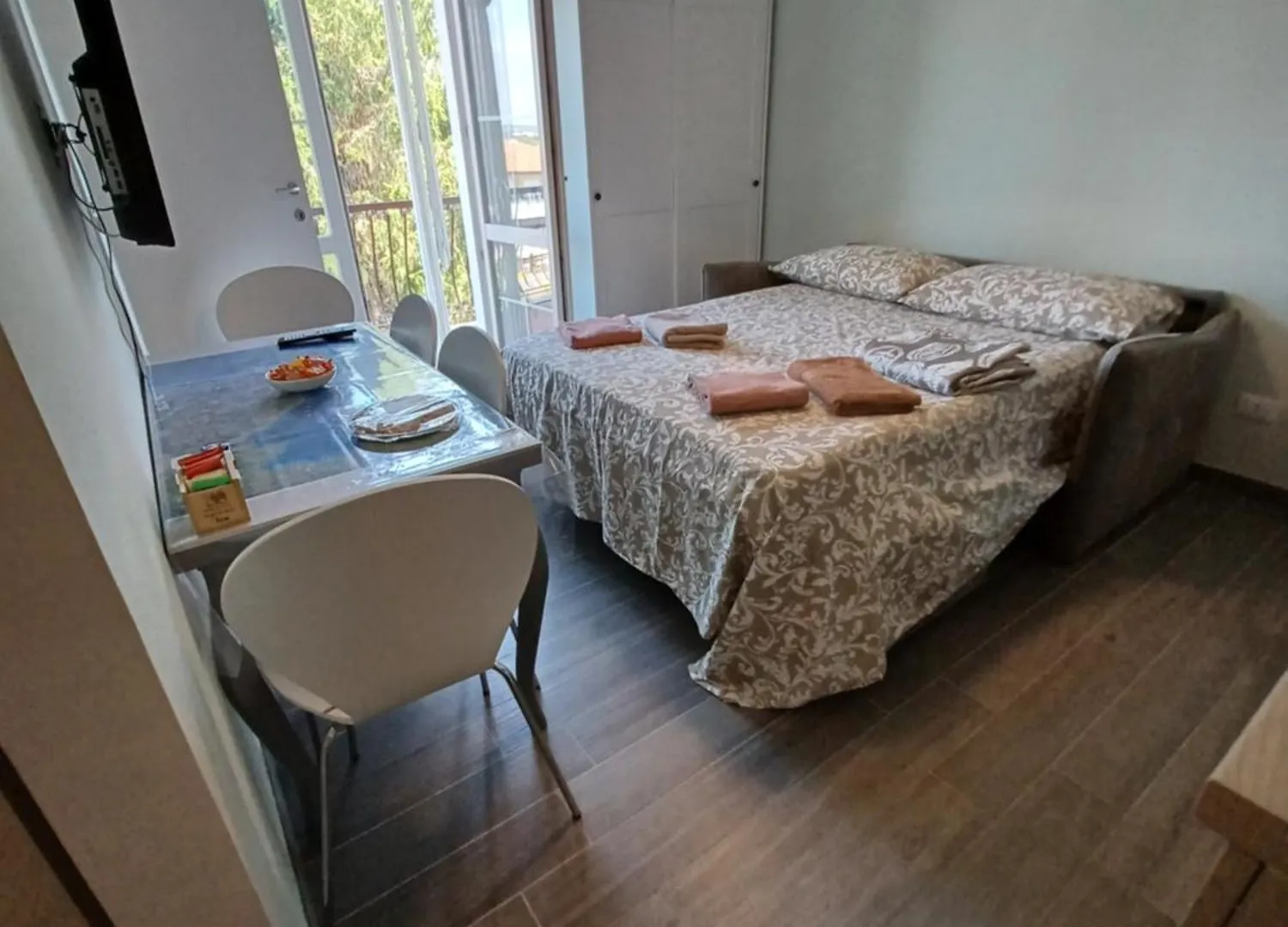 公寓 Sweet Home A 800 M Dal Centro E Dal Lago 佩斯基耶拉德加达
